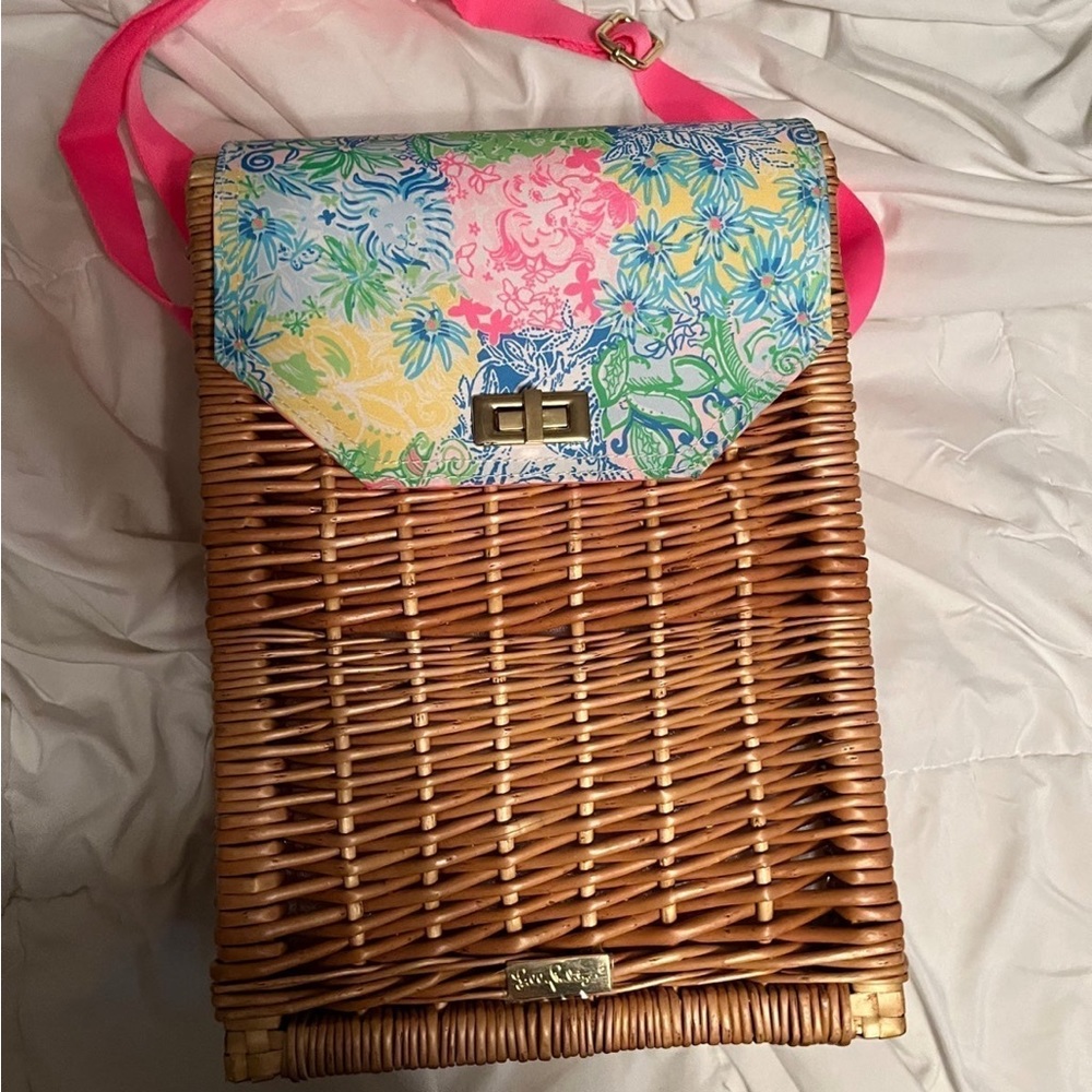 NEW LILLY PULITZER WICKER WINE COOLER AND CARRIER HOLDS TWO BOTTLES